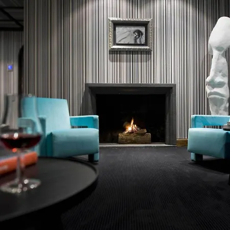 Hotel La Monnaie Arty & Spa-3